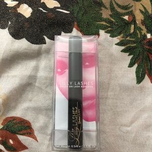 Lilly Lashes Glue Brush On Lash Adhesive